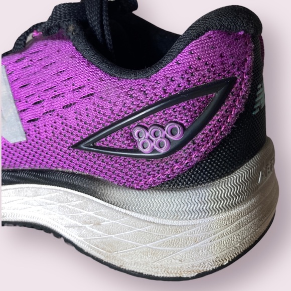 New Balance Kids Shoes Bright Vivid Purple with White Pre-loved Size unknown - Picture 4 of 15